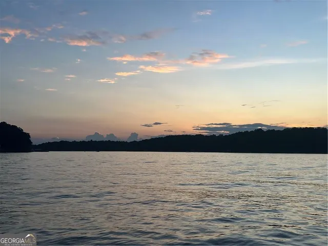 $379,900 | 302 Gumlog Drive, Lavonia, GA 30553