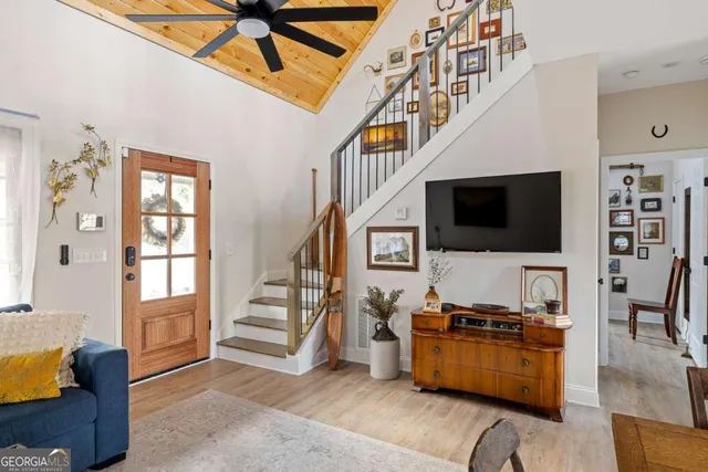 $379,900 | 302 Gumlog Drive, Lavonia, GA 30553