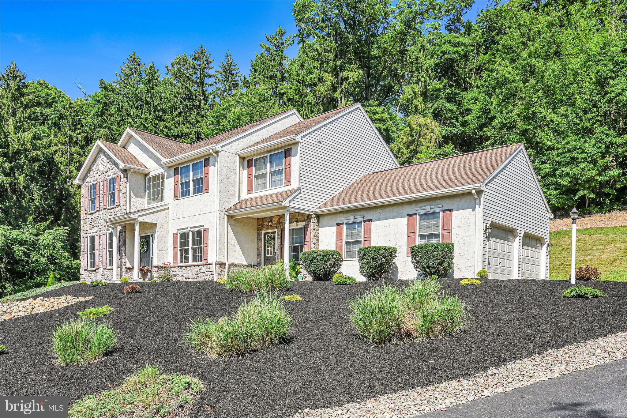 106 Freemansville Road Reading, PA 19607 - Photo 2 of 47