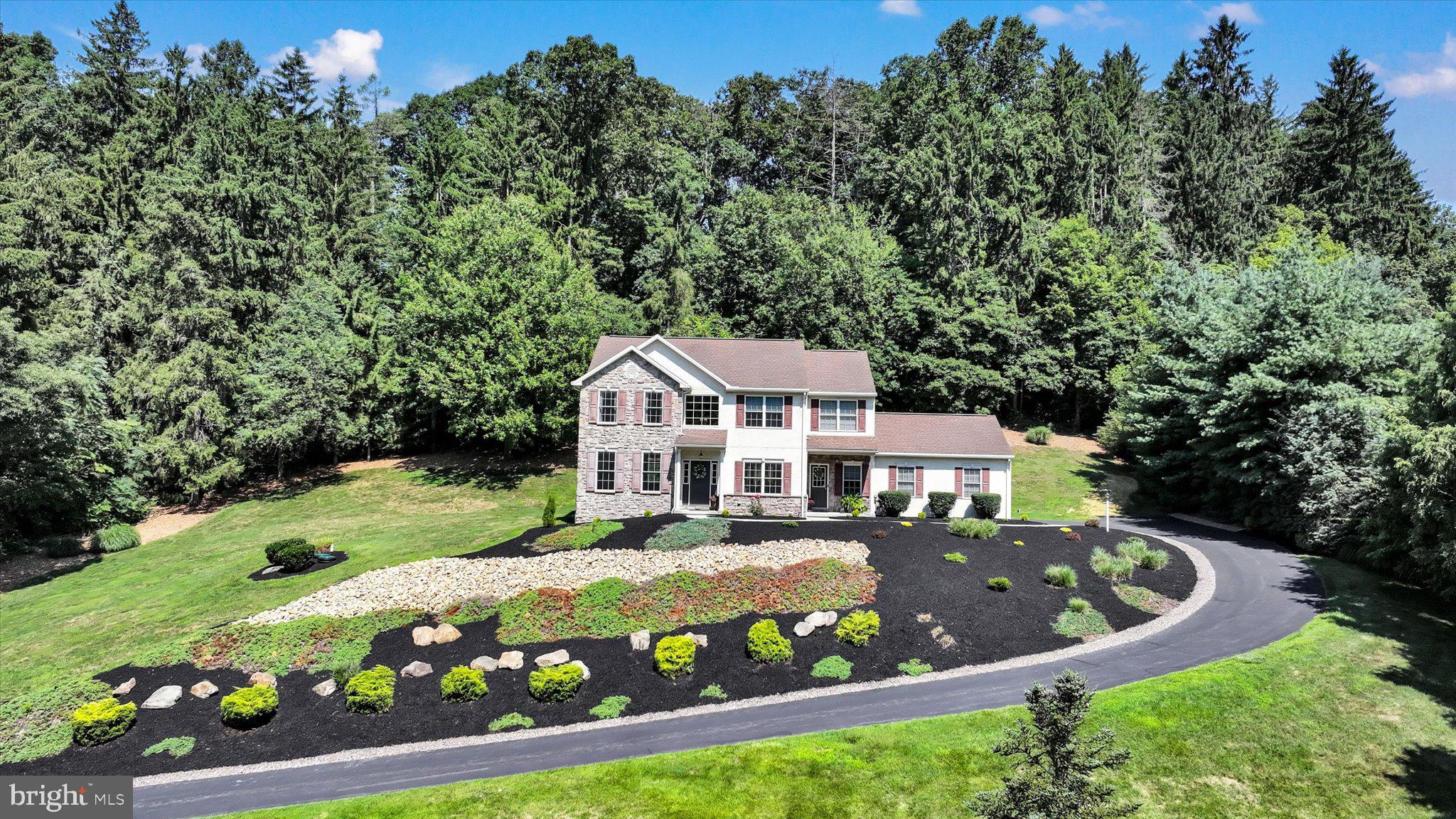 106 Freemansville Road Reading, PA 19607 - Photo 6 of 47