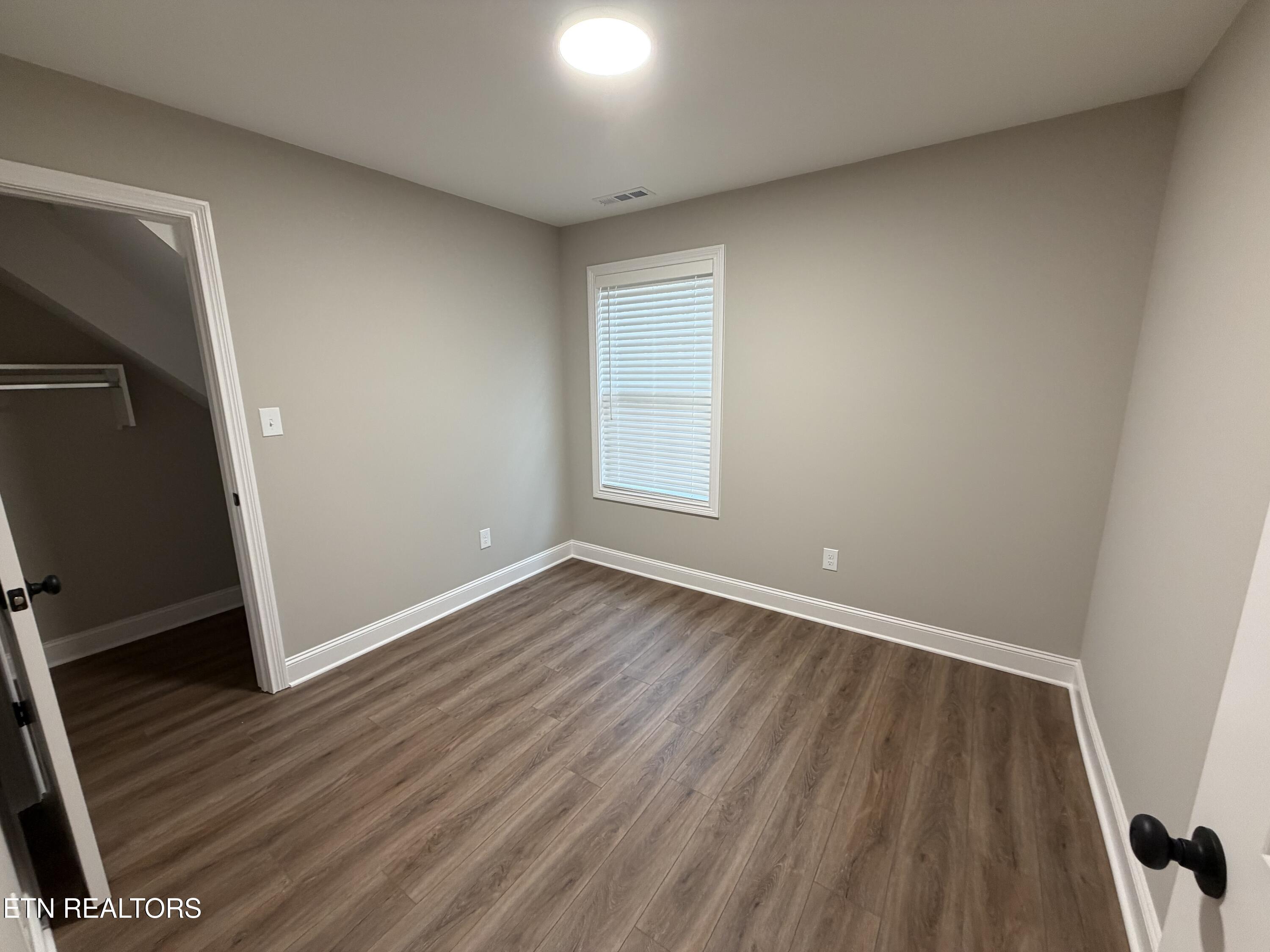 2345 Roundtree Road Knoxville, TN 37923 - Photo 11 of 15 3rd bedroom
