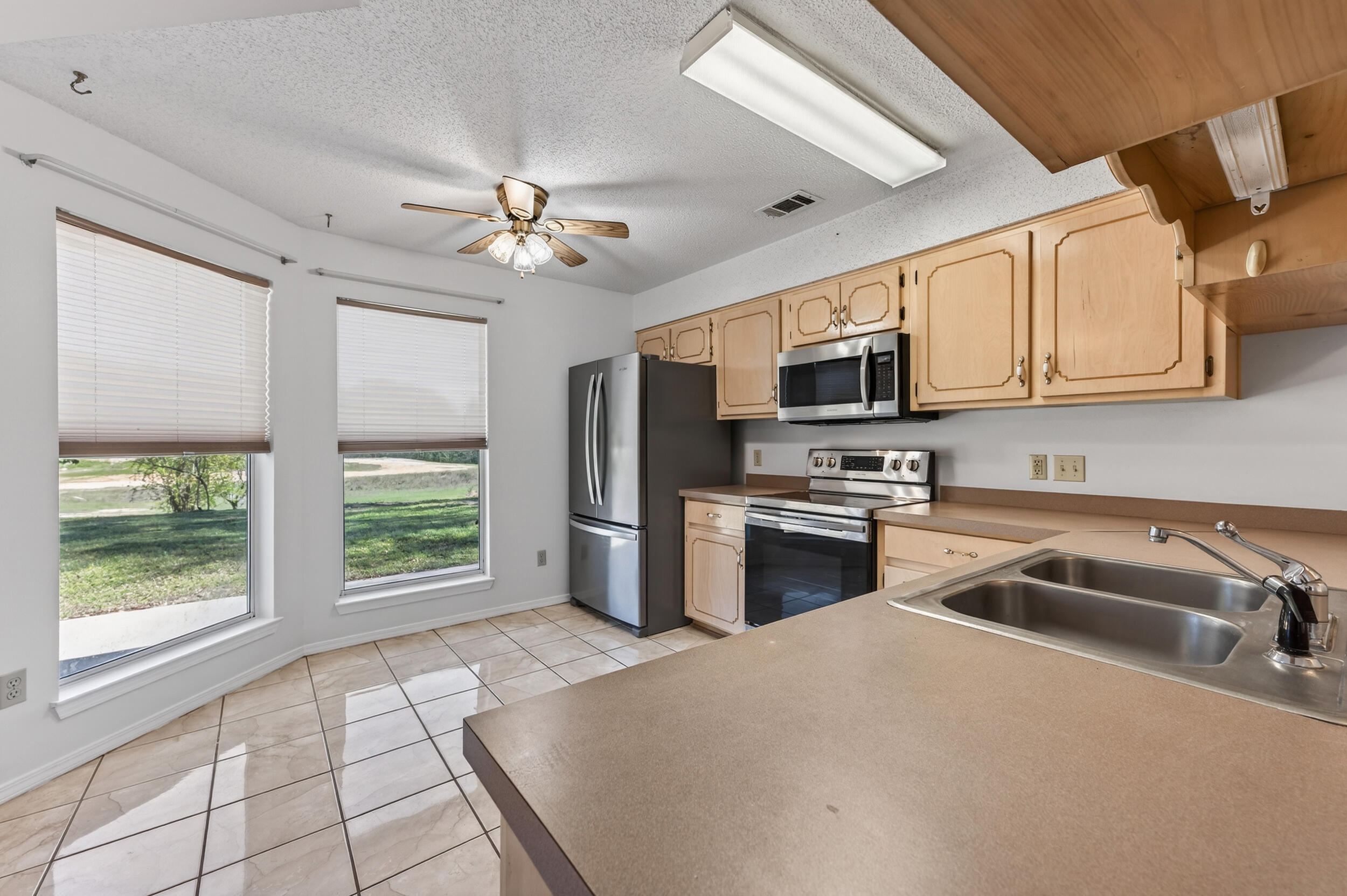 4571 Top Flight Drive Crestview, FL 32539 - Photo 21 of 59 4571 top flight dr-crestview-22