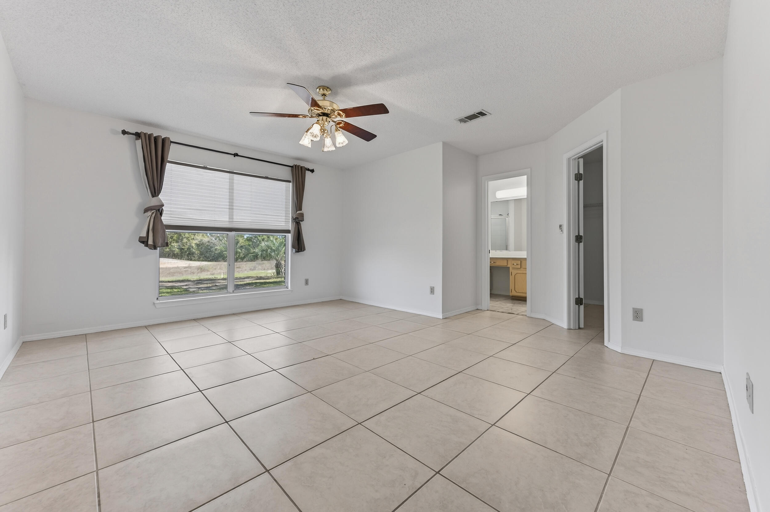 4571 Top Flight Drive Crestview, FL 32539 - Photo 28 of 59 4571 top flight dr-crestview-27