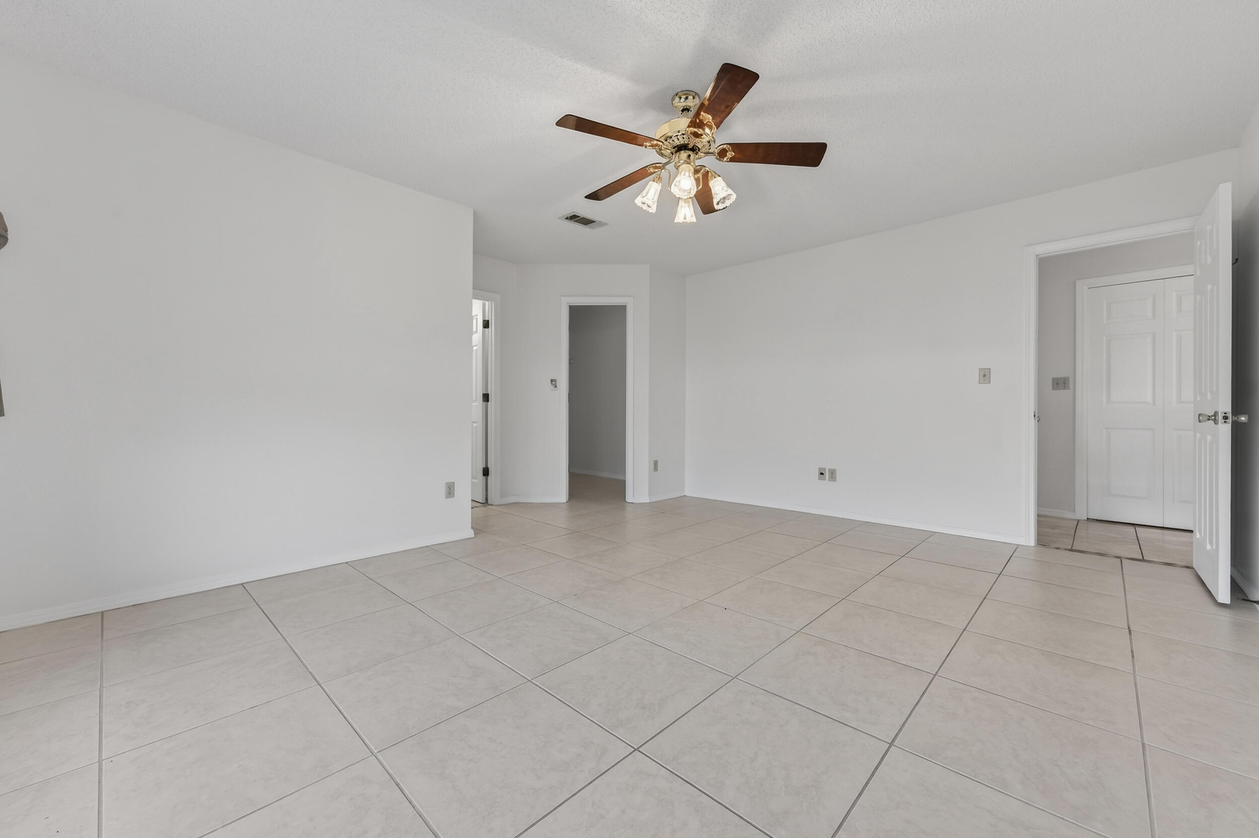4571 Top Flight Drive Crestview, FL 32539 - Photo 29 of 59 4571 top flight dr-crestview-28