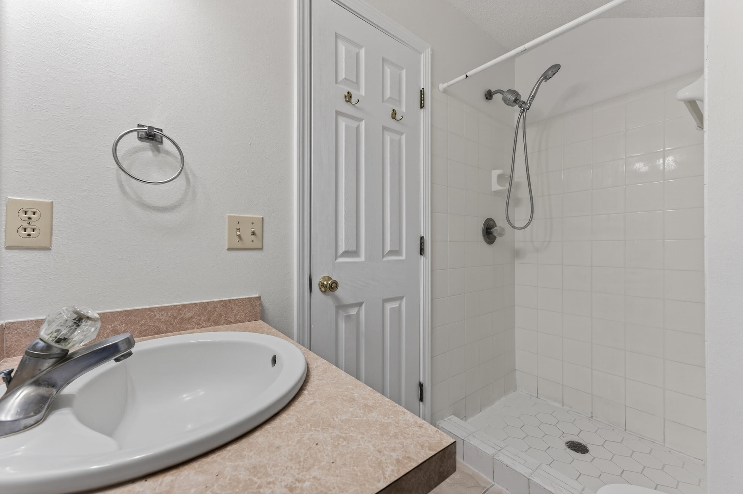 4571 Top Flight Drive Crestview, FL 32539 - Photo 43 of 59 4571 top flight dr-crestview-51