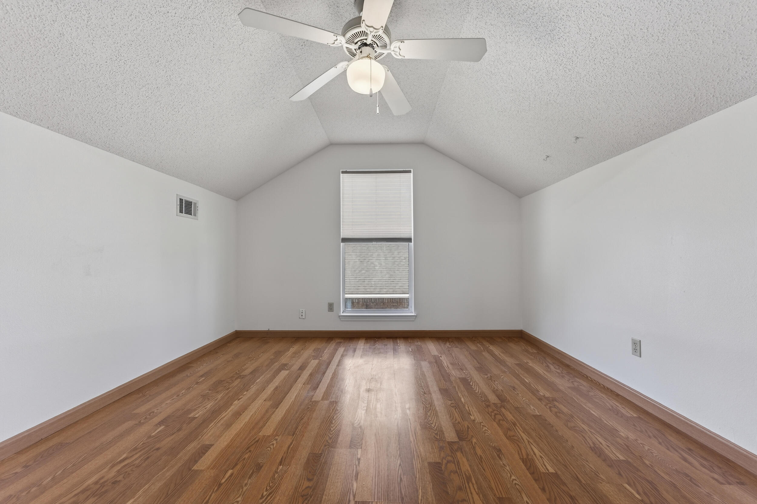 4571 Top Flight Drive Crestview, FL 32539 - Photo 44 of 59 4571 top flight dr-crestview-53