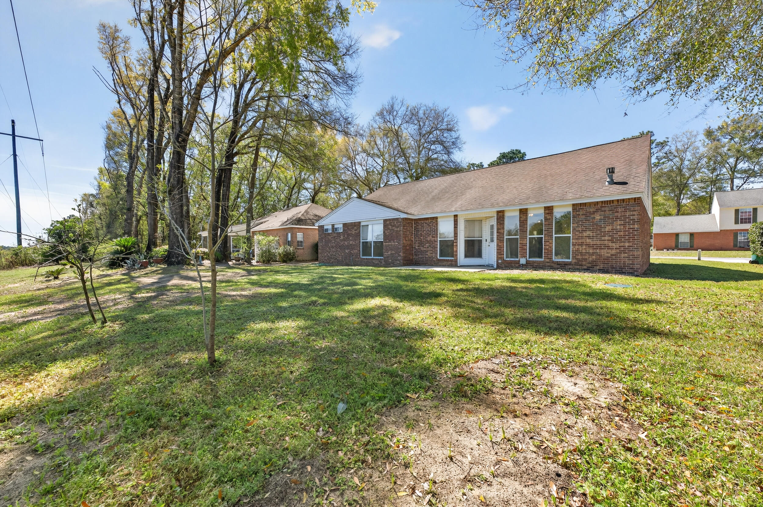 4571 Top Flight Drive Crestview, FL 32539 - Photo 48 of 59 4571 top flight dr-crestview-61