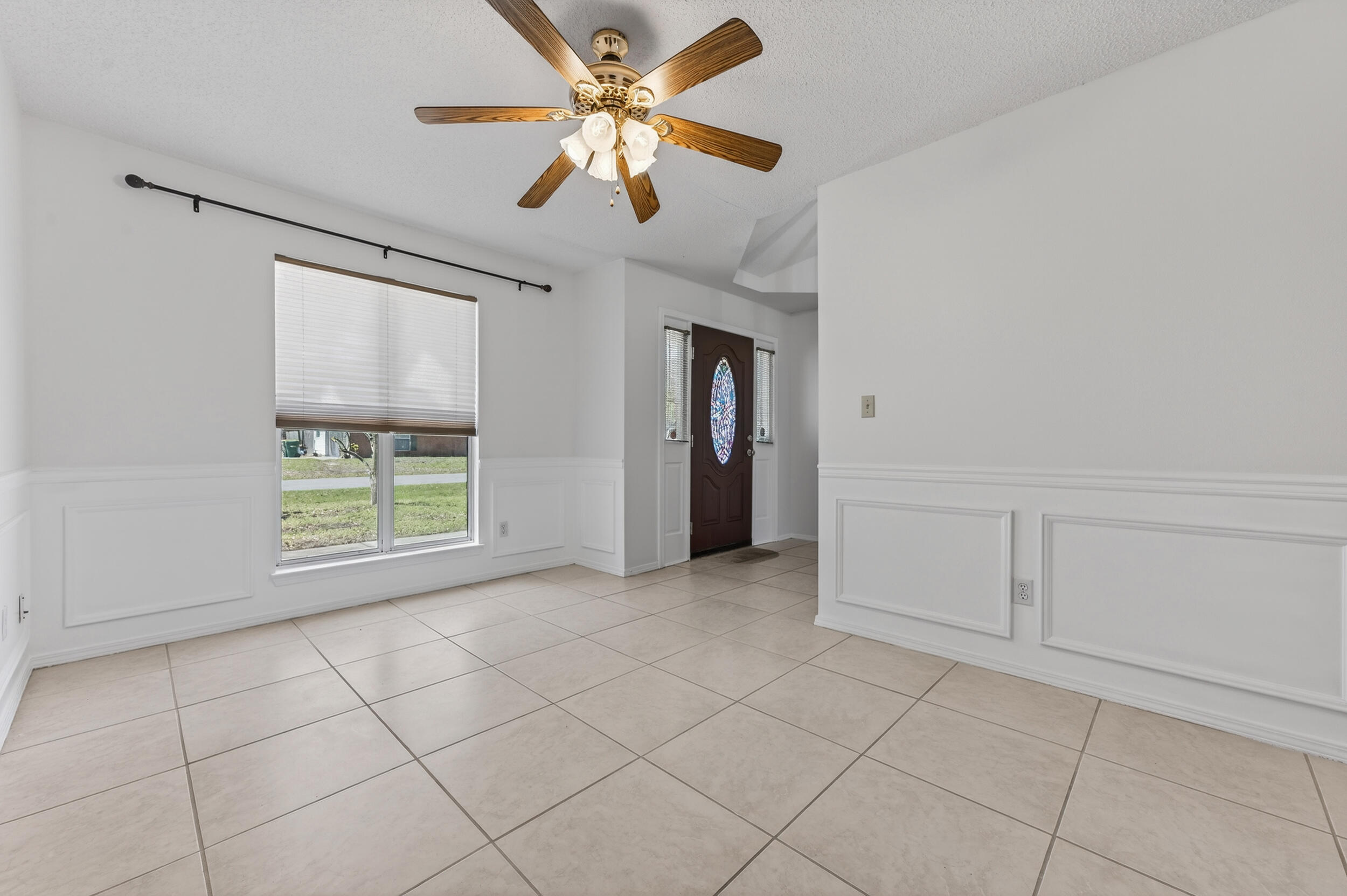 4571 Top Flight Drive Crestview, FL 32539 - Photo 9 of 59 4571 top flight dr-crestview-10