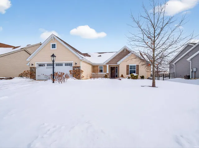 $309,000 | 7131 Evansbrook Drive, Fort Wayne, IN 46835