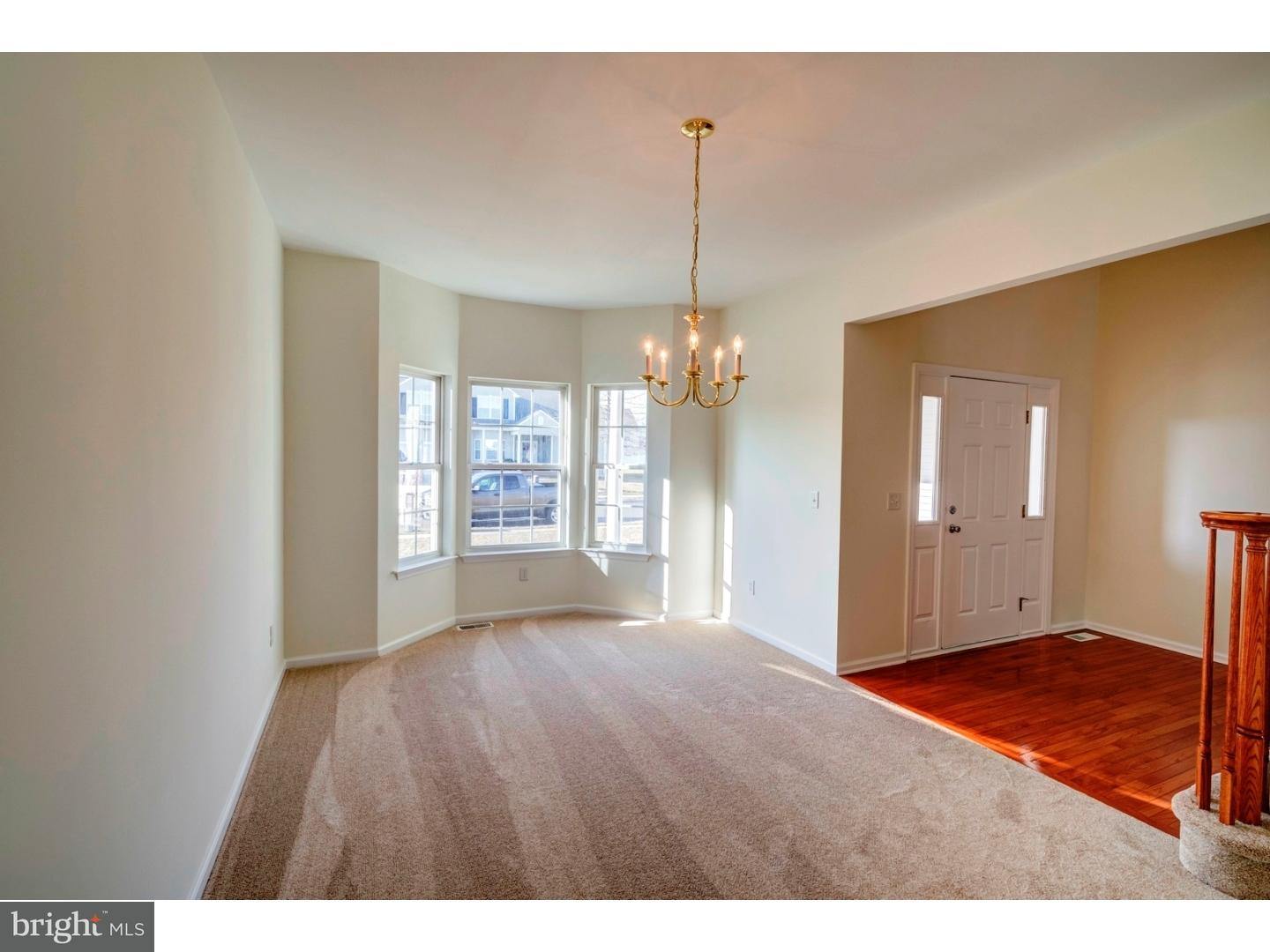 33 Rocha Court Hammonton, NJ 08037 - Photo 5 of 25 Gallery Image 5