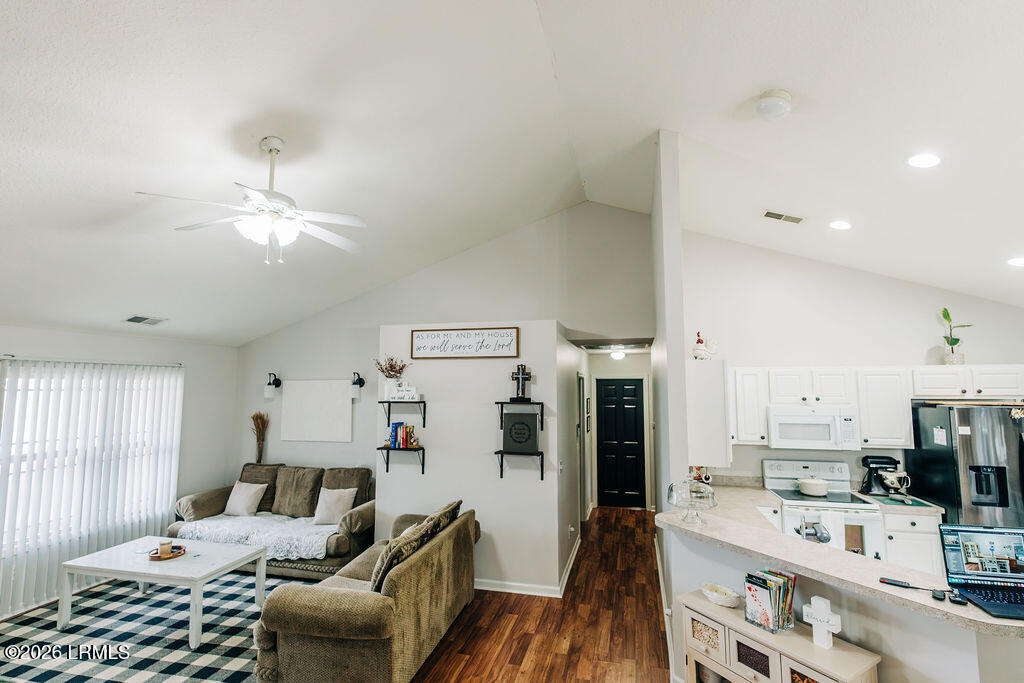 59 Heartstone Circle Bluffton, SC 29910 - Photo 12 of 65 DSC09936