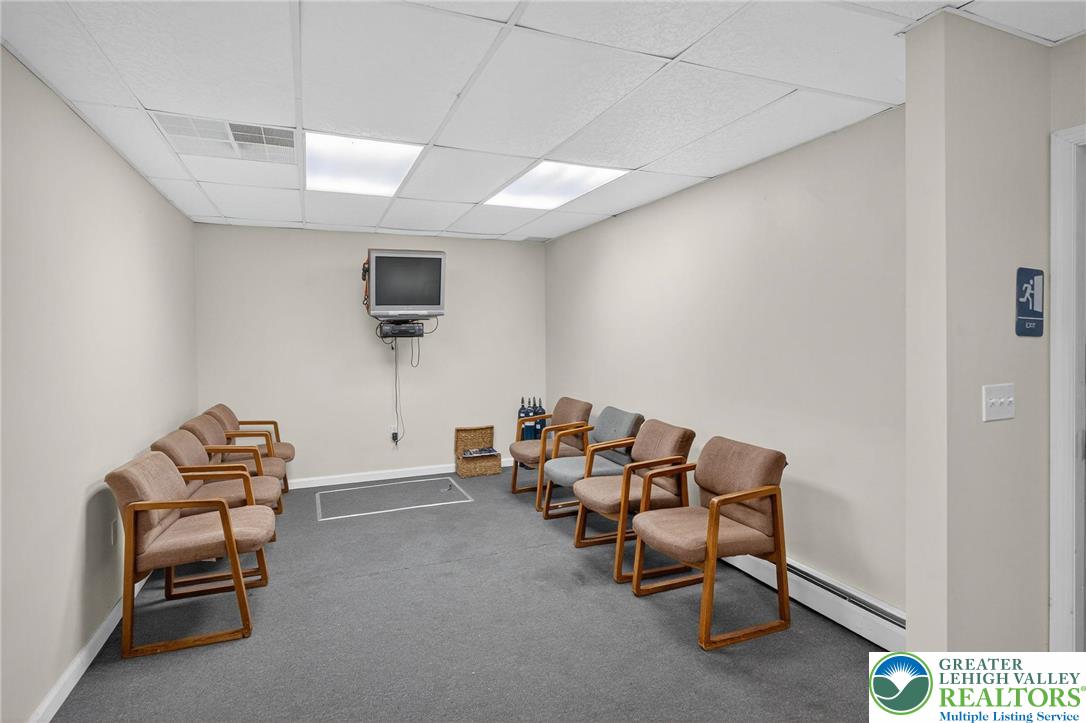 1106 Broadway Bethlehem, PA 18015 - Photo 2 of 25