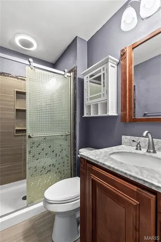 $249,900 | 5304 Dixon Drive, Godfrey, IL 62035