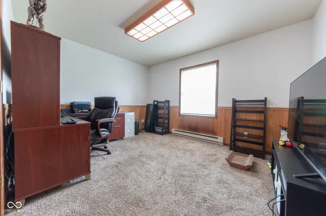 $259,900 | 2462 West Southwind Court, Columbus, IN 47201