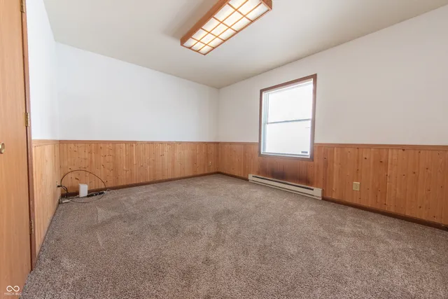 $259,900 | 2462 West Southwind Court, Columbus, IN 47201