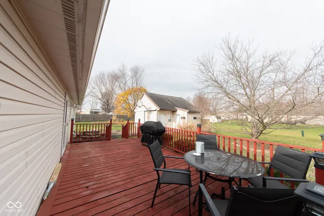 $259,900 | 2462 West Southwind Court, Columbus, IN 47201