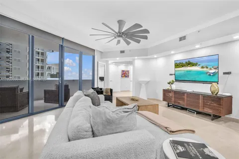 $675,000 | 333 Las Olas Way, Unit 405, Fort Lauderdale, FL 33301