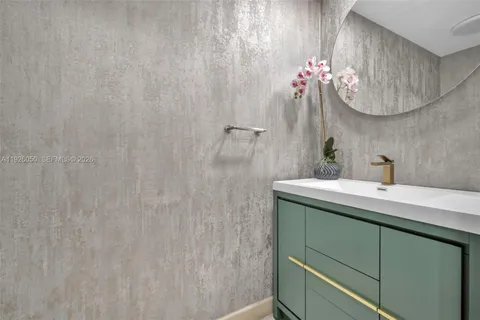 $735,000 | 333 Las Olas Way, Unit 405, Fort Lauderdale, FL 33301