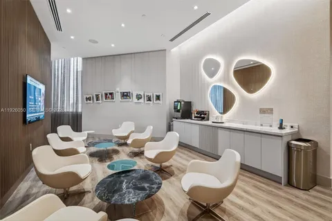 $735,000 | 333 Las Olas Way, Unit 405, Fort Lauderdale, FL 33301