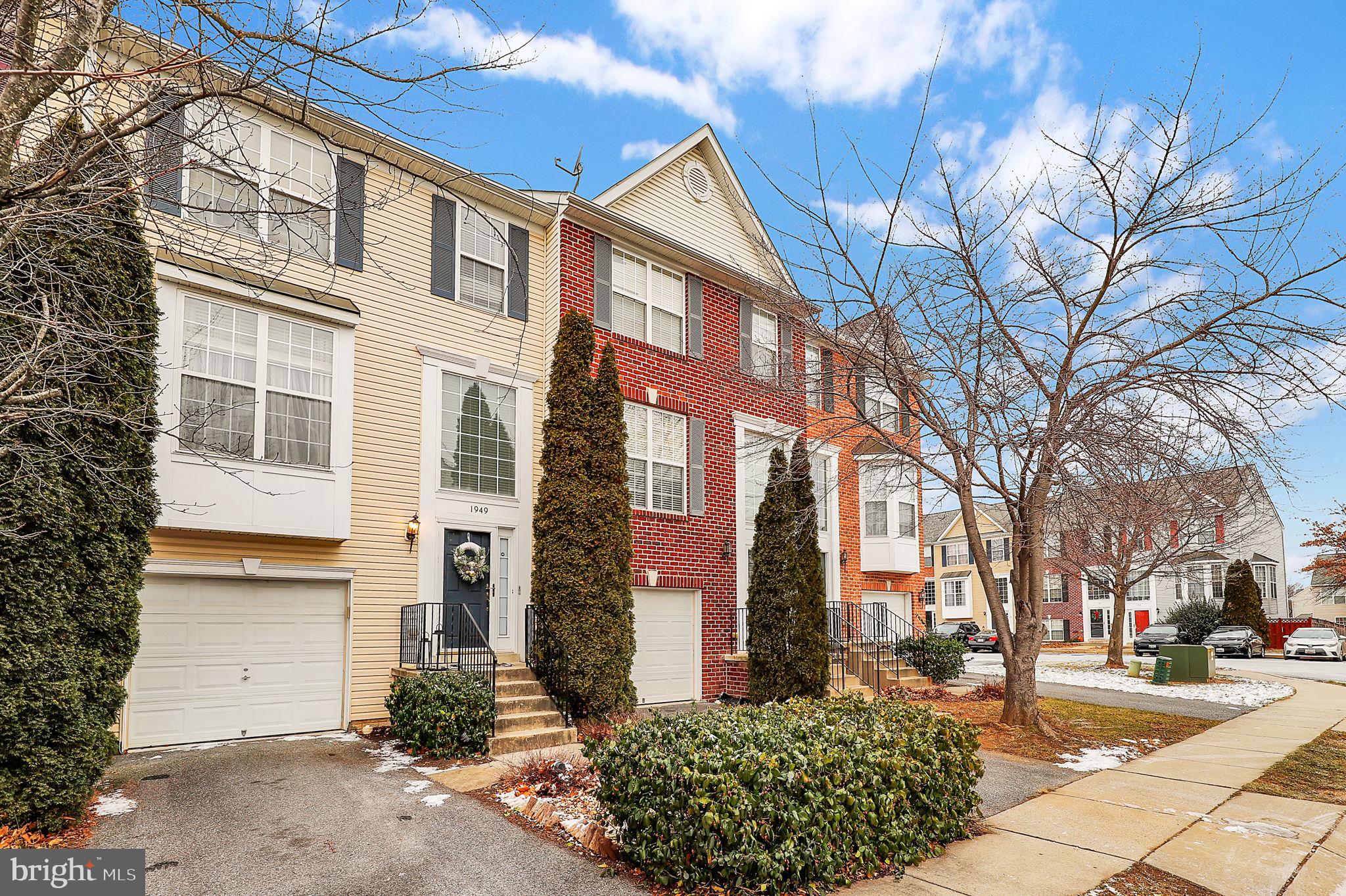 1949 Fieldstone Way Frederick, MD 21702 - Photo 2 of 37