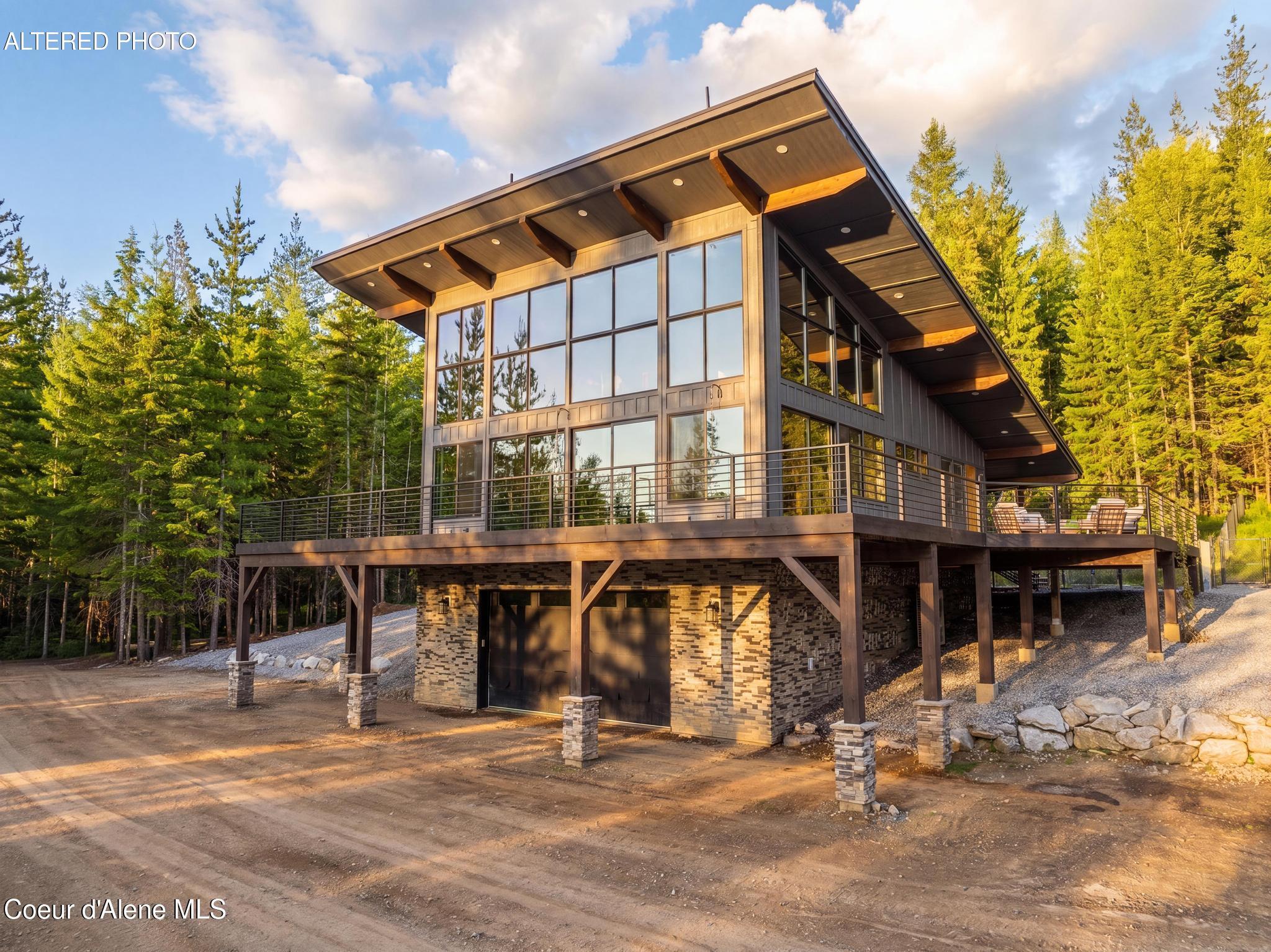 2282 North Center Valley Road Sandpoint, ID 83864 - Photo 61 of 105 DJI_20260612055746_0891_D-HDR_Golden_Hou