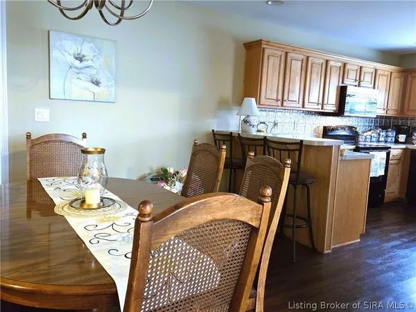 $295,000 | 3615 Stonecreek Circle, Unit A, Jeffersonville, IN 47130
