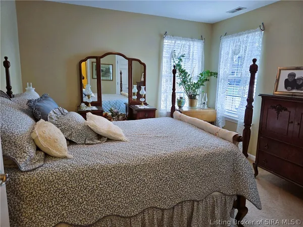 $295,000 | 3615 Stonecreek Circle, Unit A, Jeffersonville, IN 47130