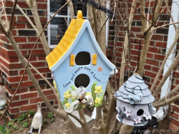 $295,000 | 3615 Stonecreek Circle, Unit A, Jeffersonville, IN 47130