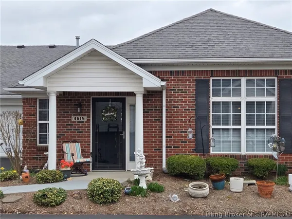 $295,000 | 3615 Stonecreek Circle, Unit A, Jeffersonville, IN 47130