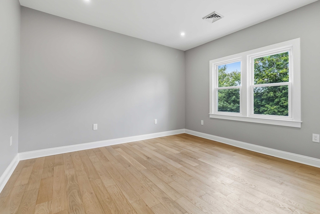 16 Hillside Street, Unit 1 Maynard, MA 01754 - Photo 24 of 30