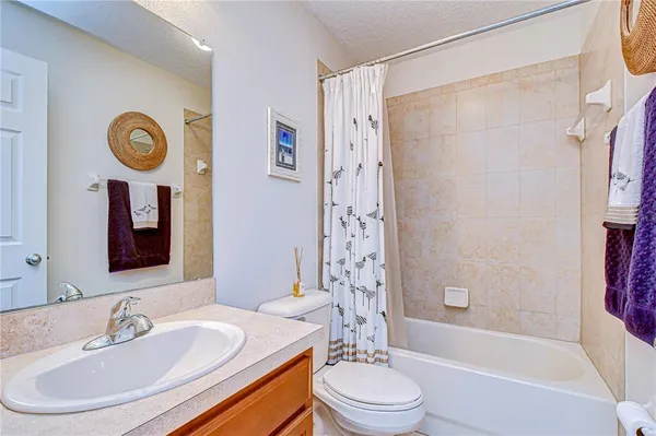 $600,000 | 15827 Starling Water Drive, Lithia, FL 33547