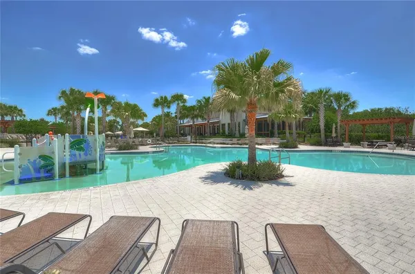 $600,000 | 15827 Starling Water Drive, Lithia, FL 33547