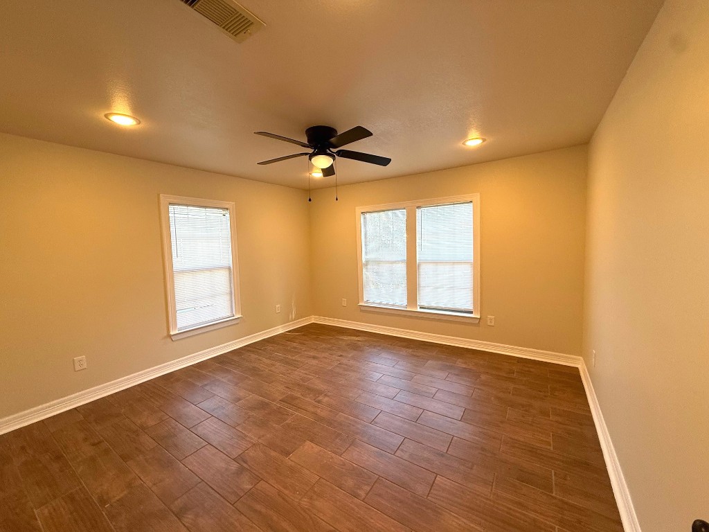 307 Sue Street Houston, TX 77009 - Photo 15 of 20