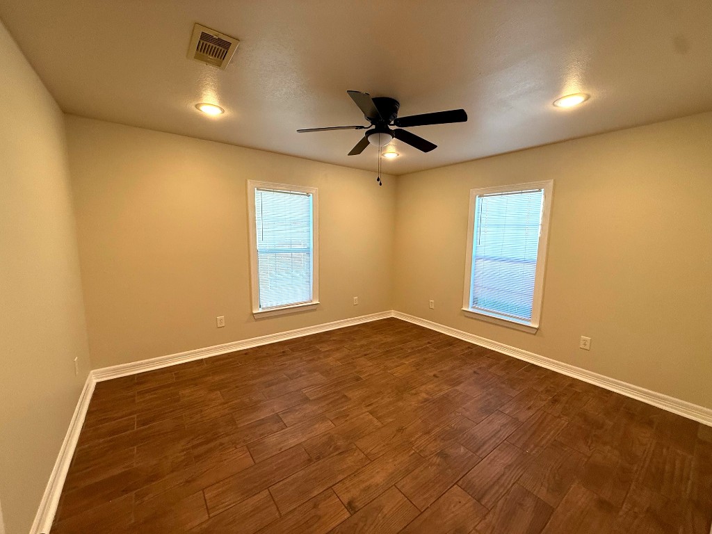 307 Sue Street Houston, TX 77009 - Photo 17 of 20