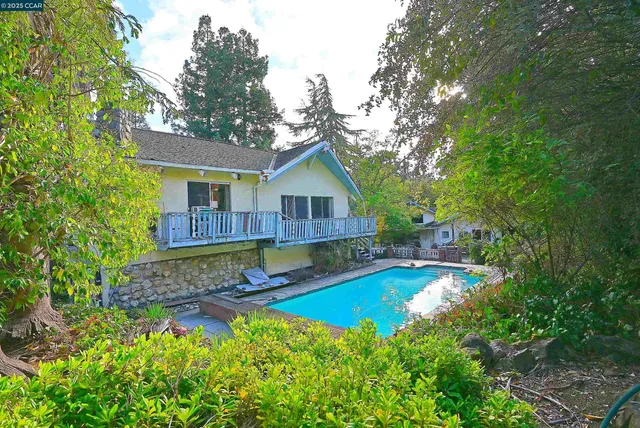 $1,400,000 | 3160 Walnut Boulevard, Walnut Creek, CA 94596