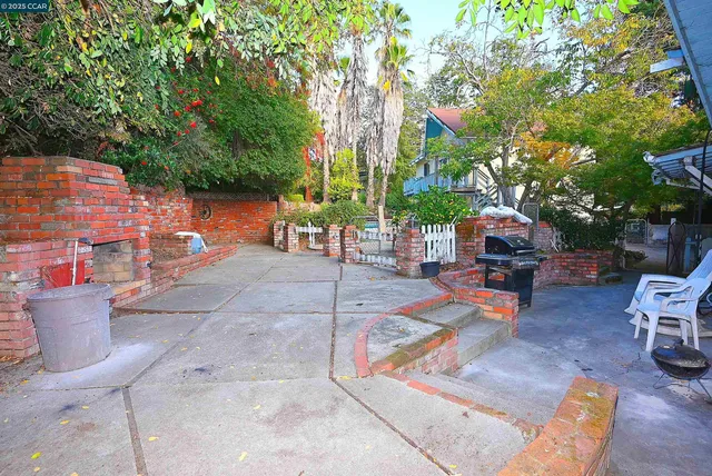 $1,400,000 | 3160 Walnut Boulevard, Walnut Creek, CA 94596