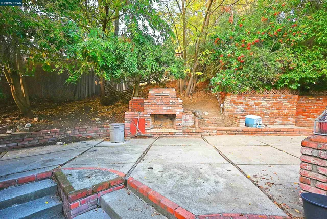 $1,400,000 | 3160 Walnut Boulevard, Walnut Creek, CA 94596