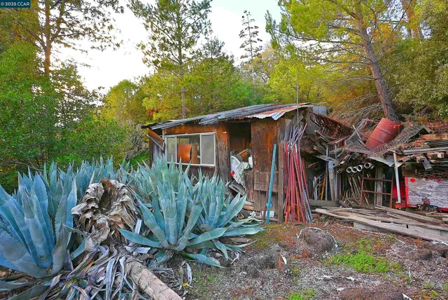 $1,400,000 | 3160 Walnut Boulevard, Walnut Creek, CA 94596