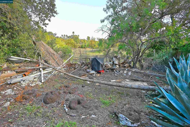 $1,400,000 | 3160 Walnut Boulevard, Walnut Creek, CA 94596