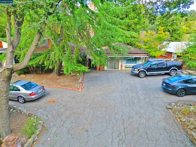 $1,400,000 | 3160 Walnut Boulevard, Walnut Creek, CA 94596