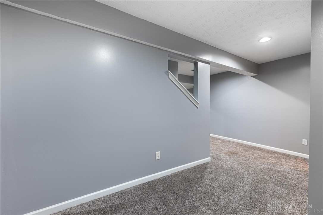 1928 Spring Ridge Drive Xenia, OH 45385 - Photo 32 of 44 Gallery Image 32