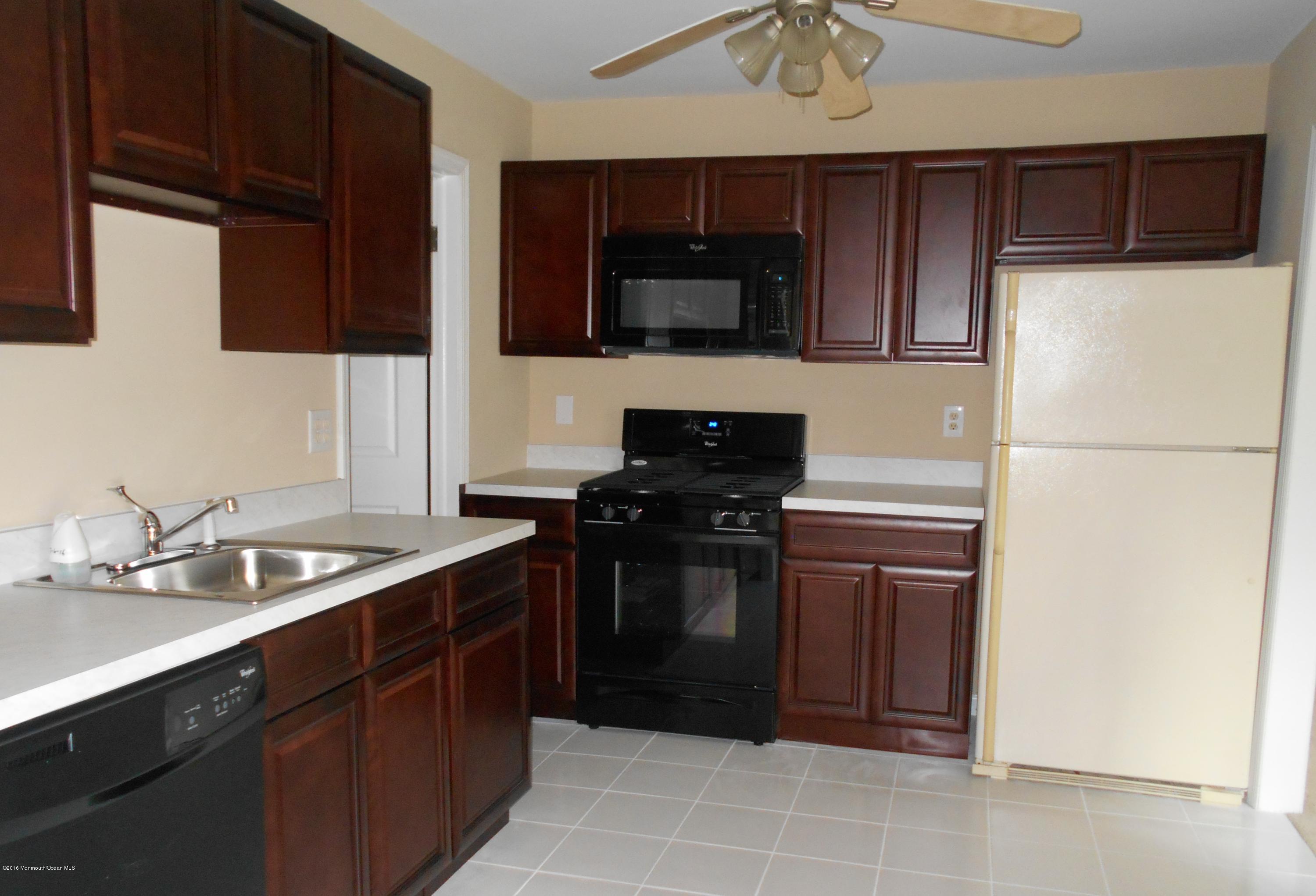 124 Weldon Road Manchester Township, NJ 08759 - Photo 5 of 11 DSCN4907