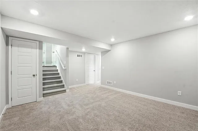 $319,950 | 19710 West 195th Street, Spring Hill, KS 66083