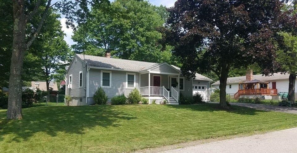 3 Rochester Avenue Rochester, NH 03867 - Photo 2 of 15