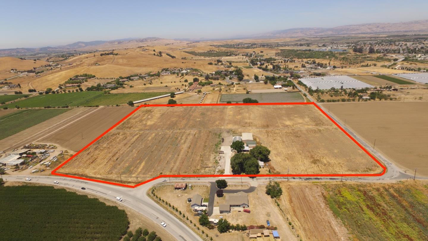 1010 Union Road Hollister, CA 95023 - Photo 1 of 4