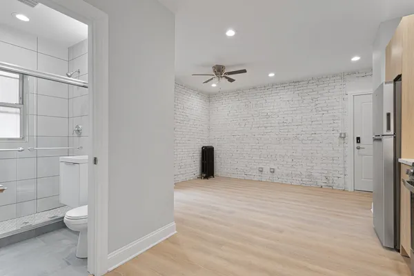$1,498 | 1631 West Chase Avenue, Unit 3F, Chicago, IL 60626