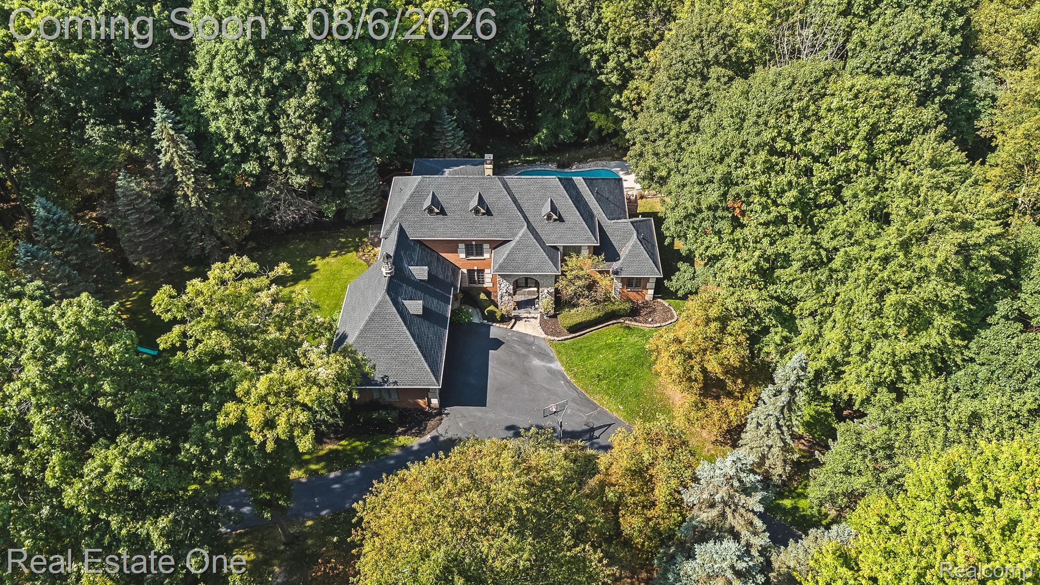 7798 Fieldstone Ridge Clarkston, MI 48348 - Photo 8 of 19 21-fieldstone-2.jpg