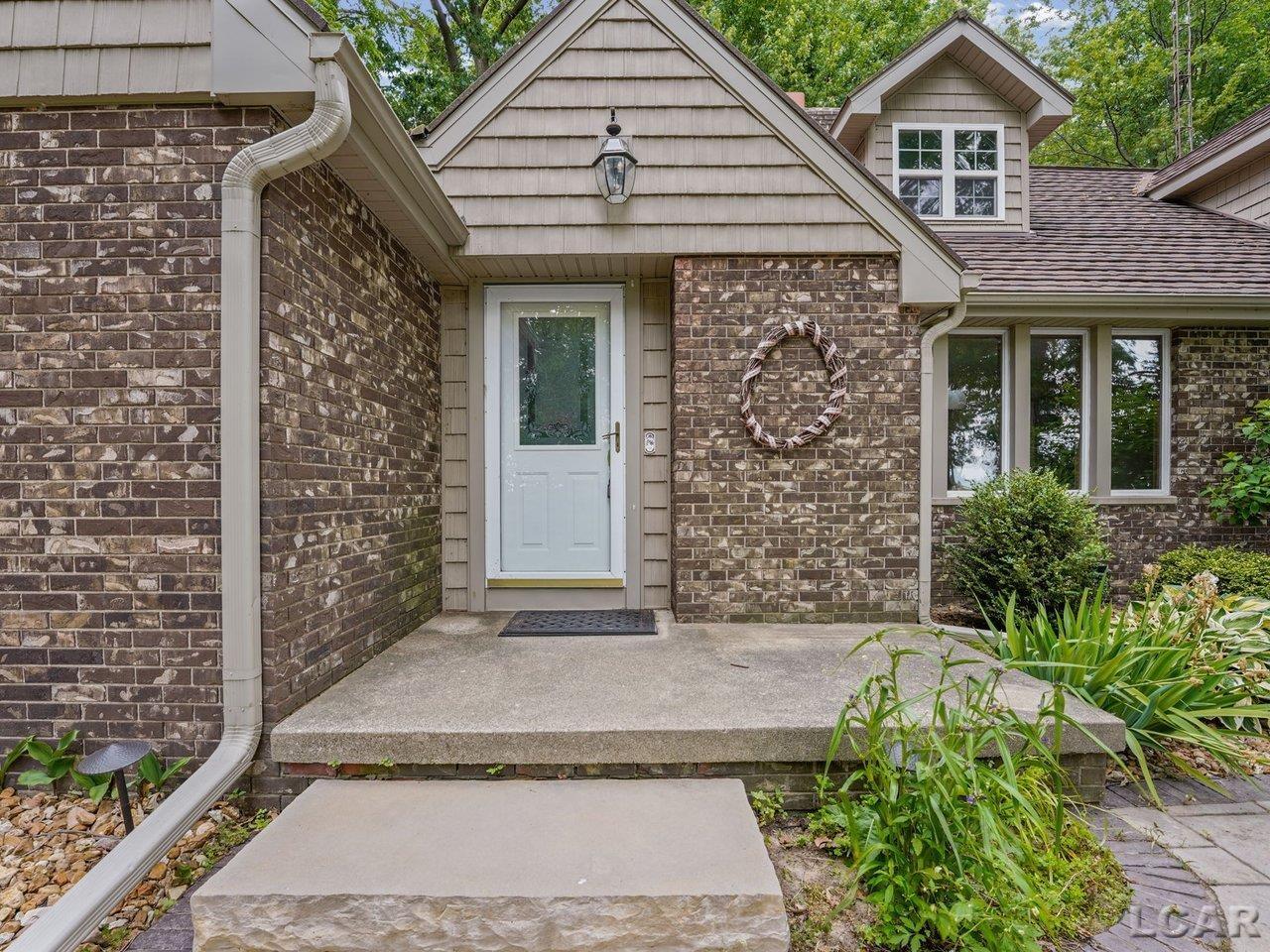 5944 Riga Highway Blissfield, MI 49228 - Photo 4 of 57