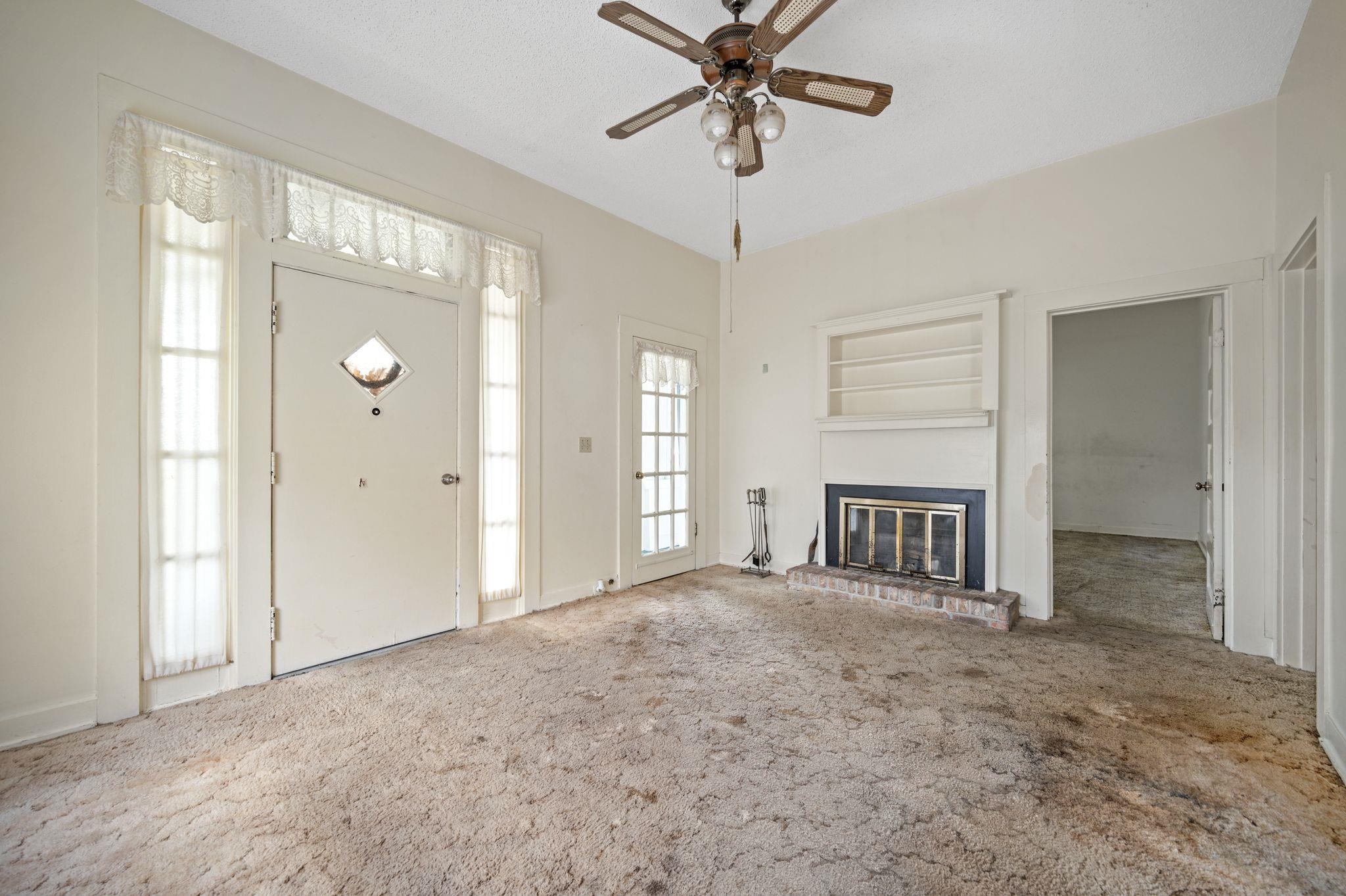308 South Presley Street Atmore, AL 36502 - Photo 24 of 27 Living Room