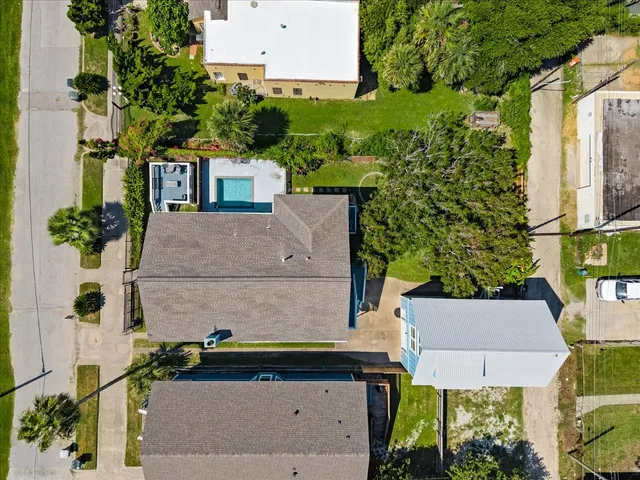 $899,900 | 3520 Avenue S 1/2, Galveston, TX 77550